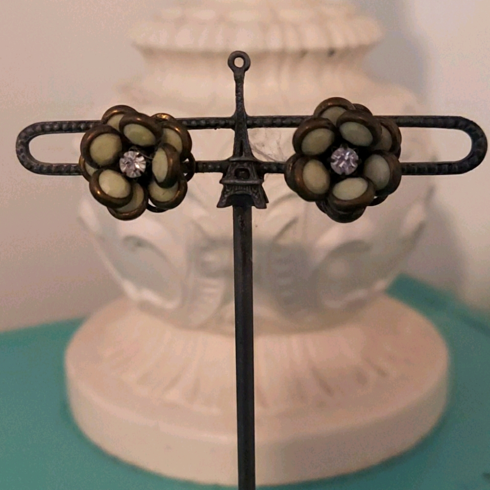 Mint green flower earrings